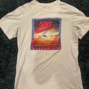 Men’s small Nike t shirt